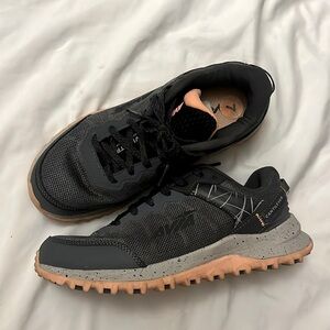 Avia Cantilevel running sneakers size 7